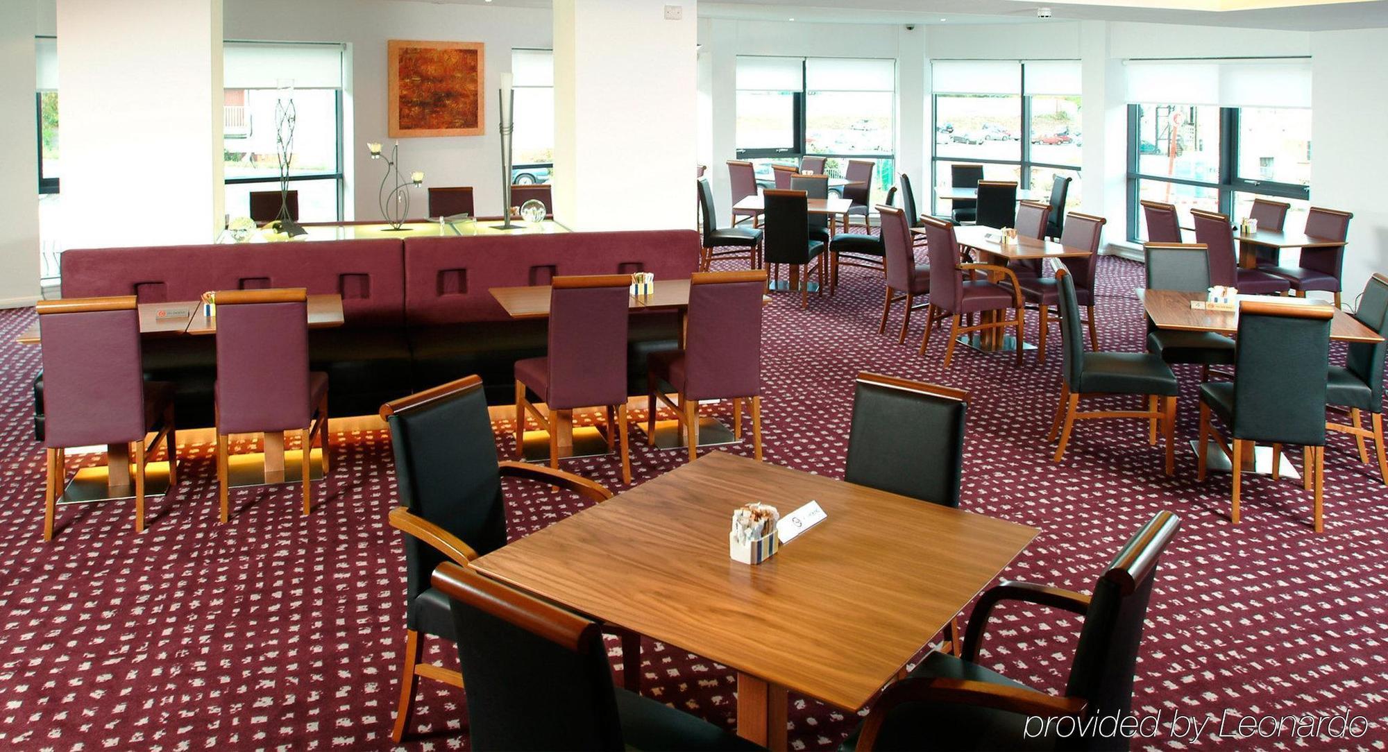 Holiday Inn Express Hemel Hempstead, An Ihg Hotel Restaurant foto